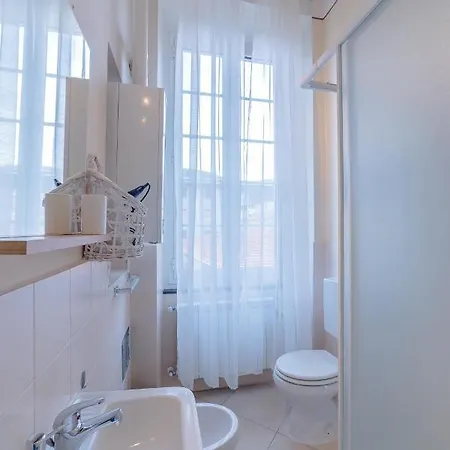 Alojamento de Acomodação e Pequeno-almoço Bernini Finale Ligure