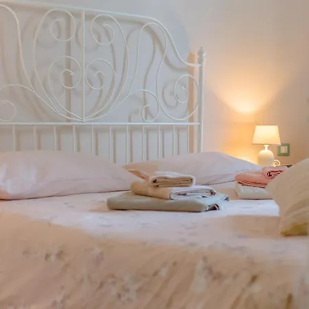 Bernini ベッド・アンド・ブレックファスト フィナーレ・リーグレ